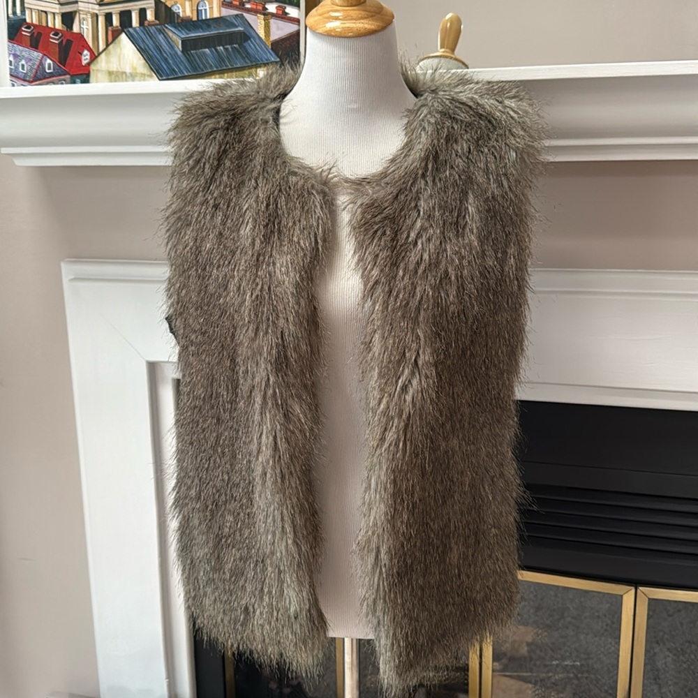 Style and Co Faux Fur vest